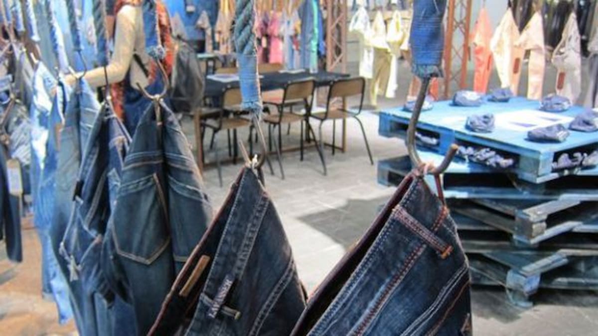 Crean un Jean que no se lava con agua