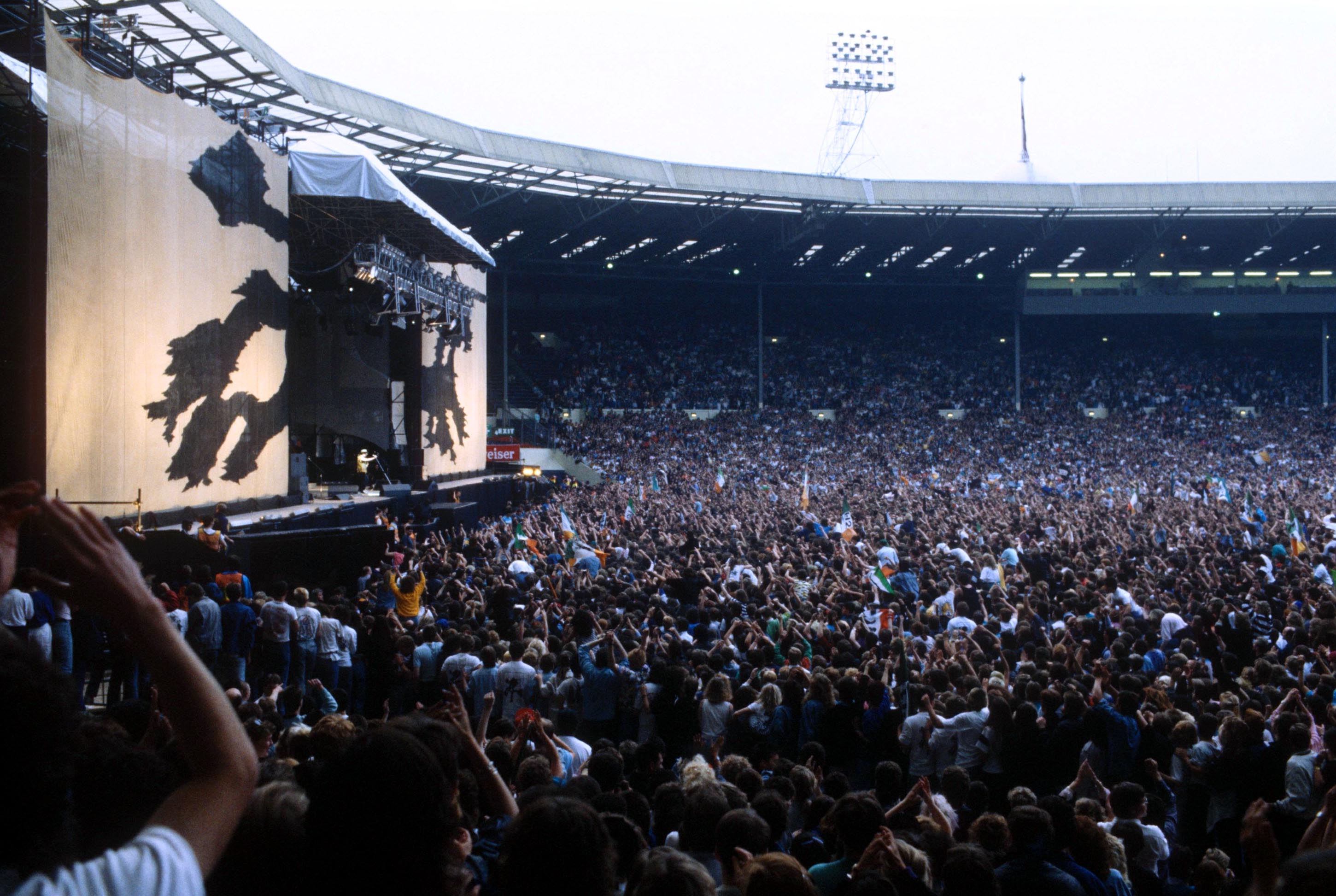 La actuación de U2 en The Wembley Stadium (Londre)