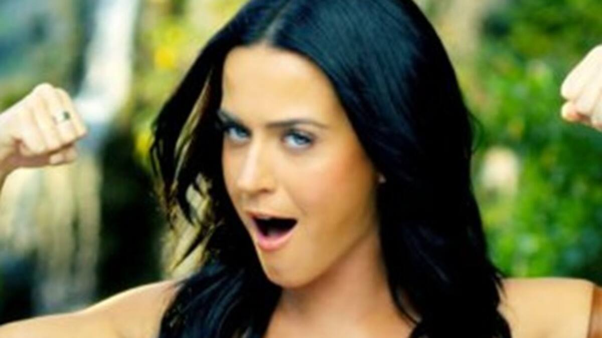 Katy Perry estrena "Dark Horse"