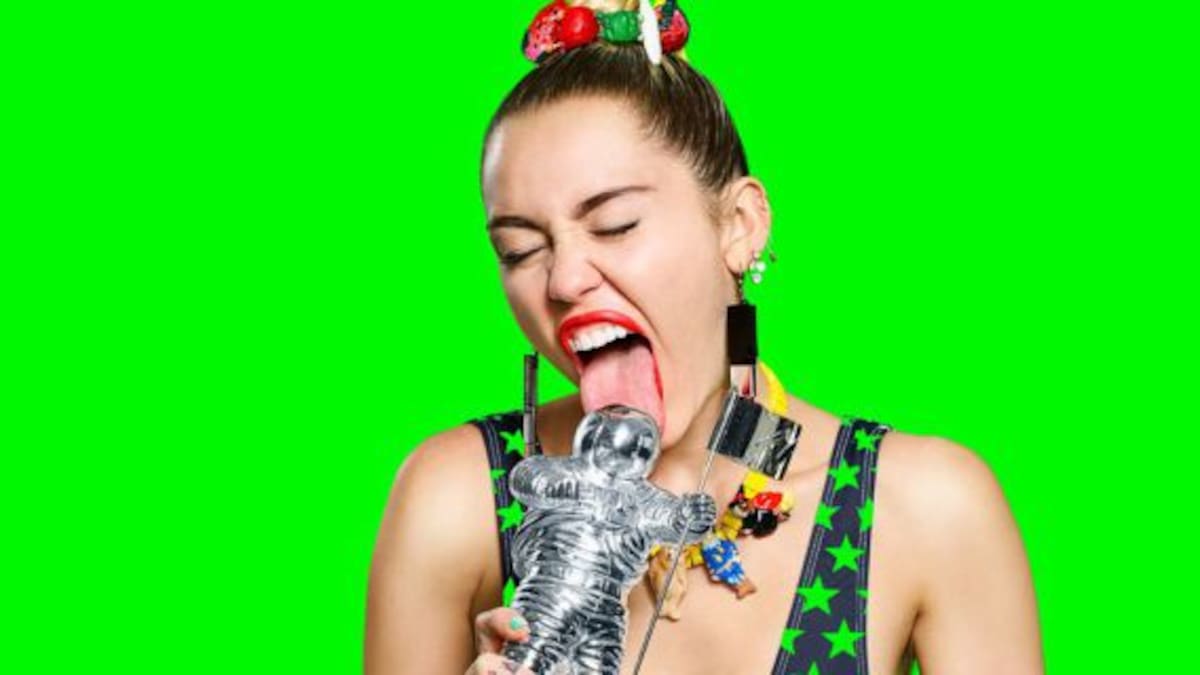 ¿Conocías al hermano mayor de Miley Cyrus?