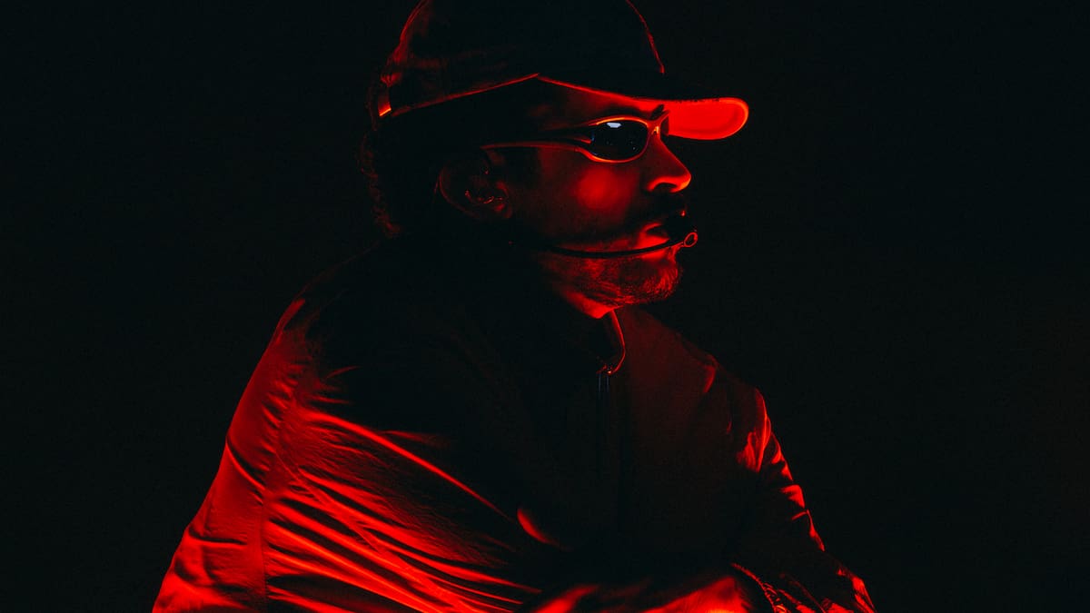 La sexta noche de Bad Bunny en el Metropolitano: Doble invitado, casita de cine y una canción exclusiva llena de nostalgia