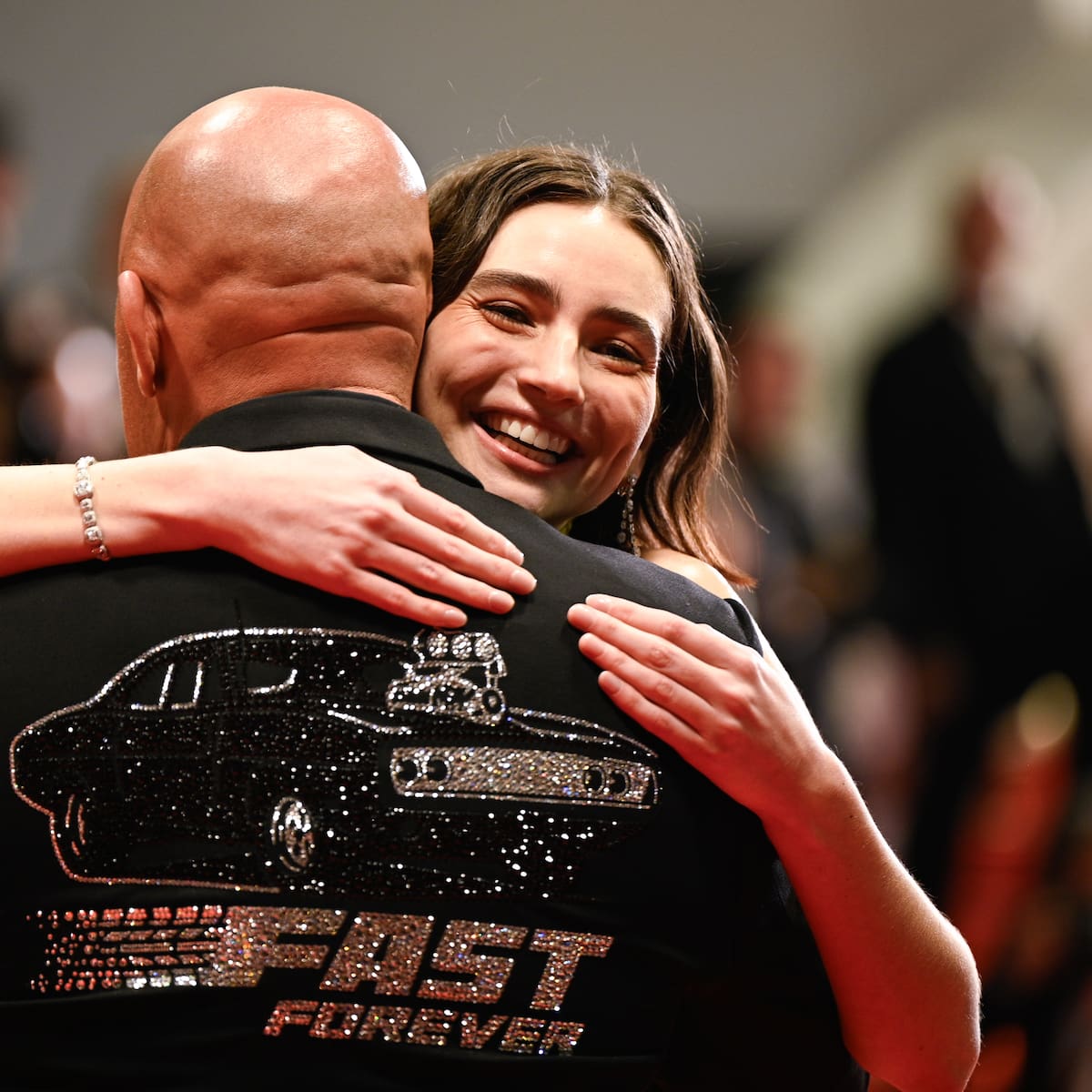 El abrazo entre Vien Diesel y Meadow Walker provoca lágrimas en el homenaje a los 25 años de ‘Fast & Furious’ en el Festival de Cannes