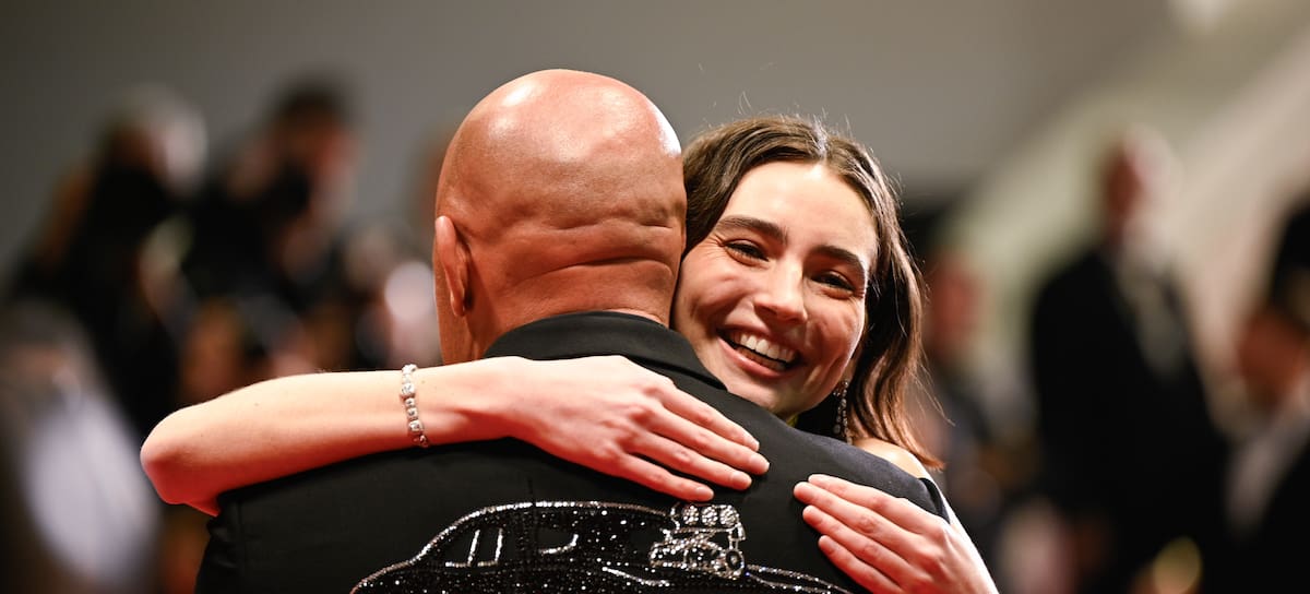 Emotivo abrazo entre Vin Diesel y Meadow Walker en el Festival de Cannes 2026.