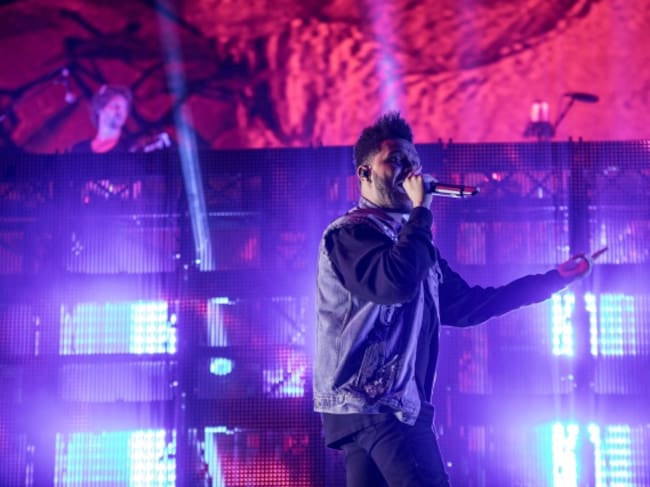 The Weeknd repartiendo su elegante flow