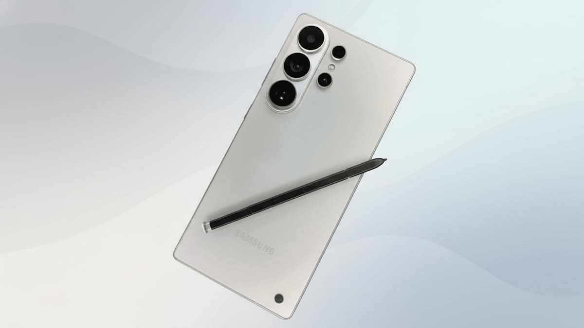 El lápiz táctil de Samsung vuelve al interior del modelo Ultra, pero el regreso no está libre de cambios