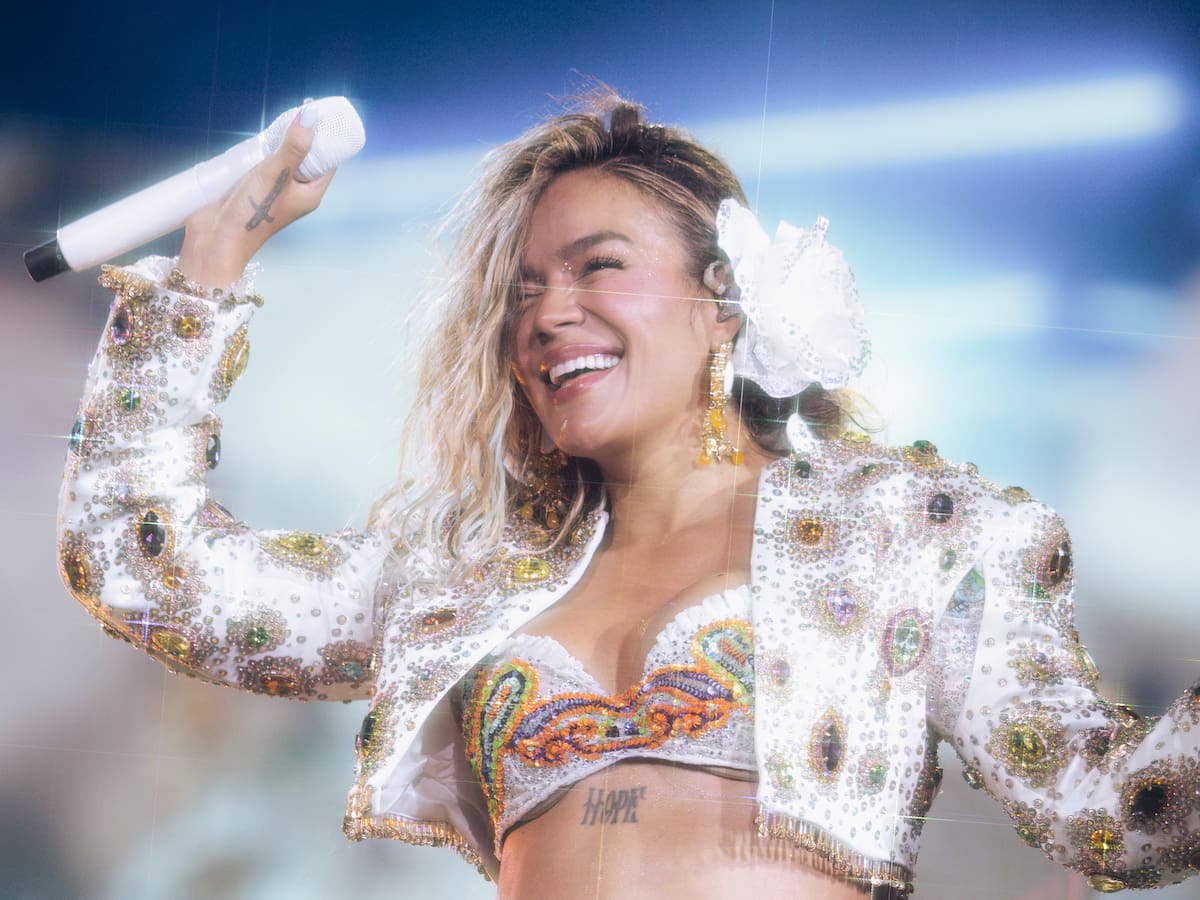 Karol G bate dos récords al mismo tiempo con 'No Me Arrepiento De Sentir Tanto' y su gira