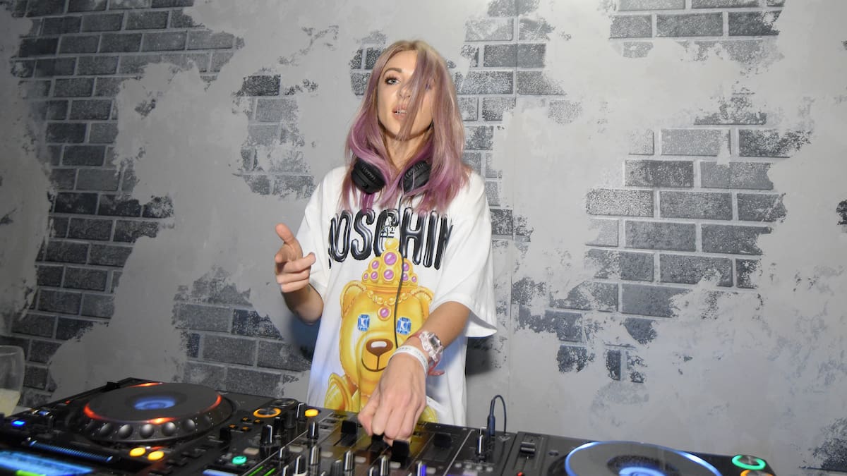 Alison Wonderland inicia una nueva etapa con el lanzamiento de 'Rescue U'