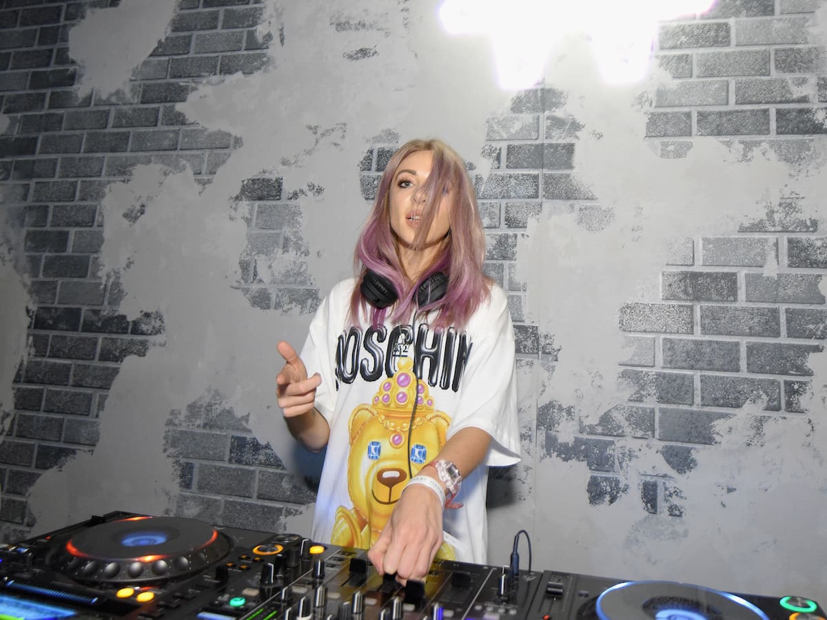 Alison Wonderland inicia una nueva etapa con el lanzamiento de 'Rescue U'