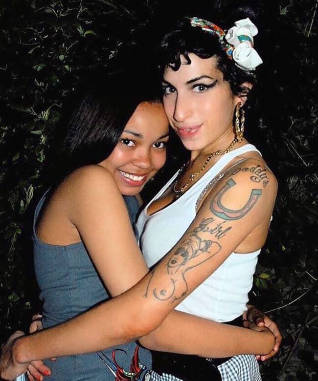 Ahijada y madrina: Dionne Bromfield y Amy Winehouse