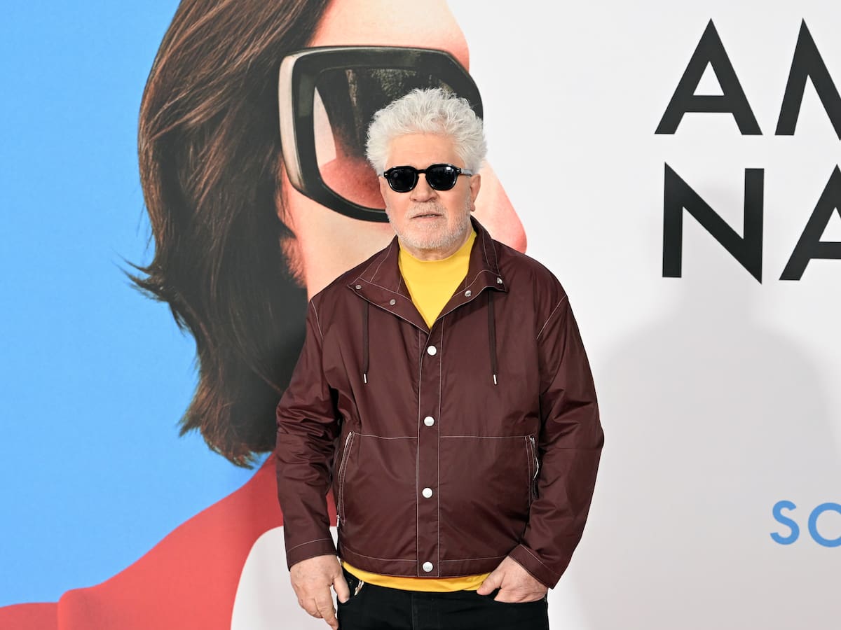 'La Revuelta' tendrá a Pedro Almodóvar como invitado: así será su programa especial de hoy