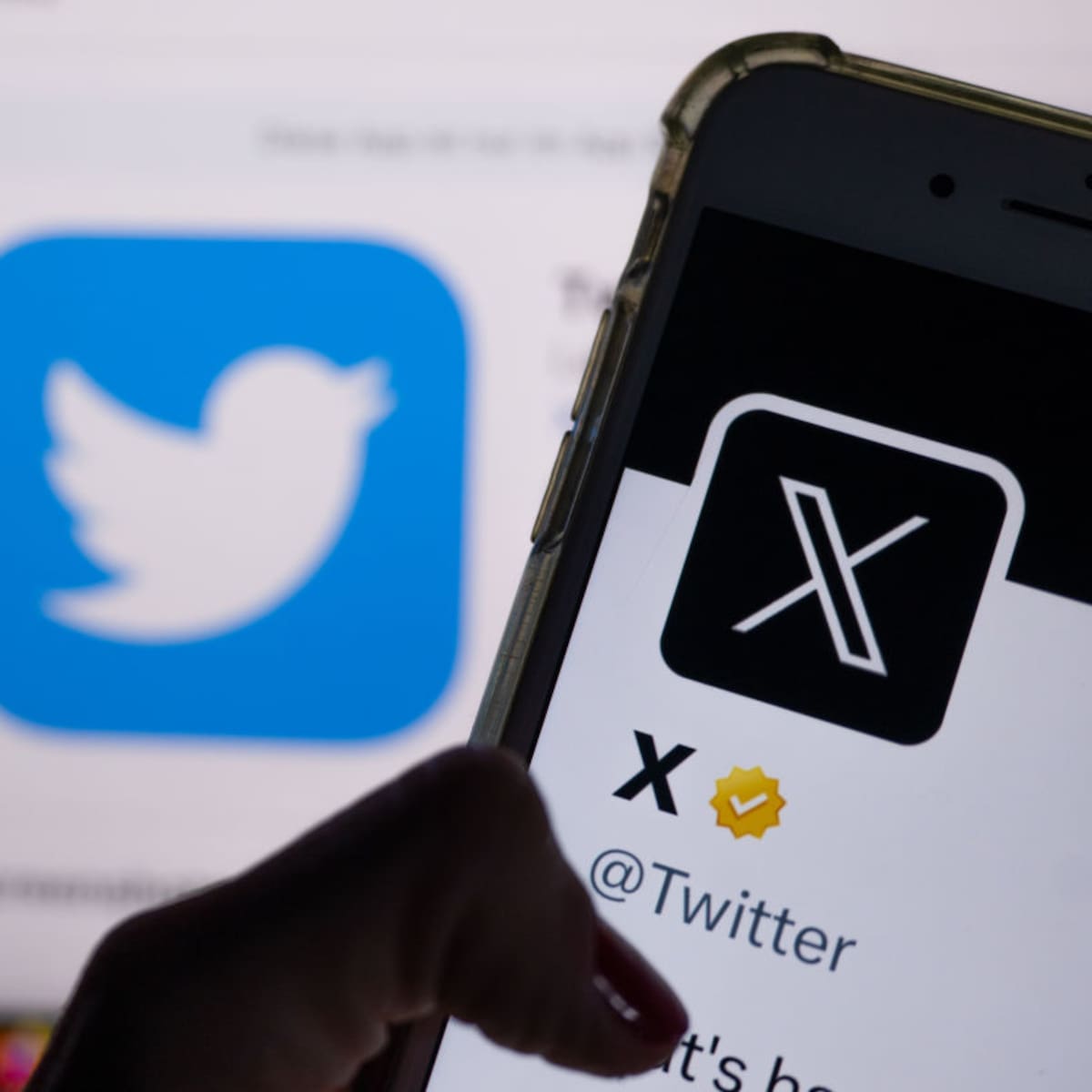 X/Twitter limita las publicaciones diarias para usuarios no verificados