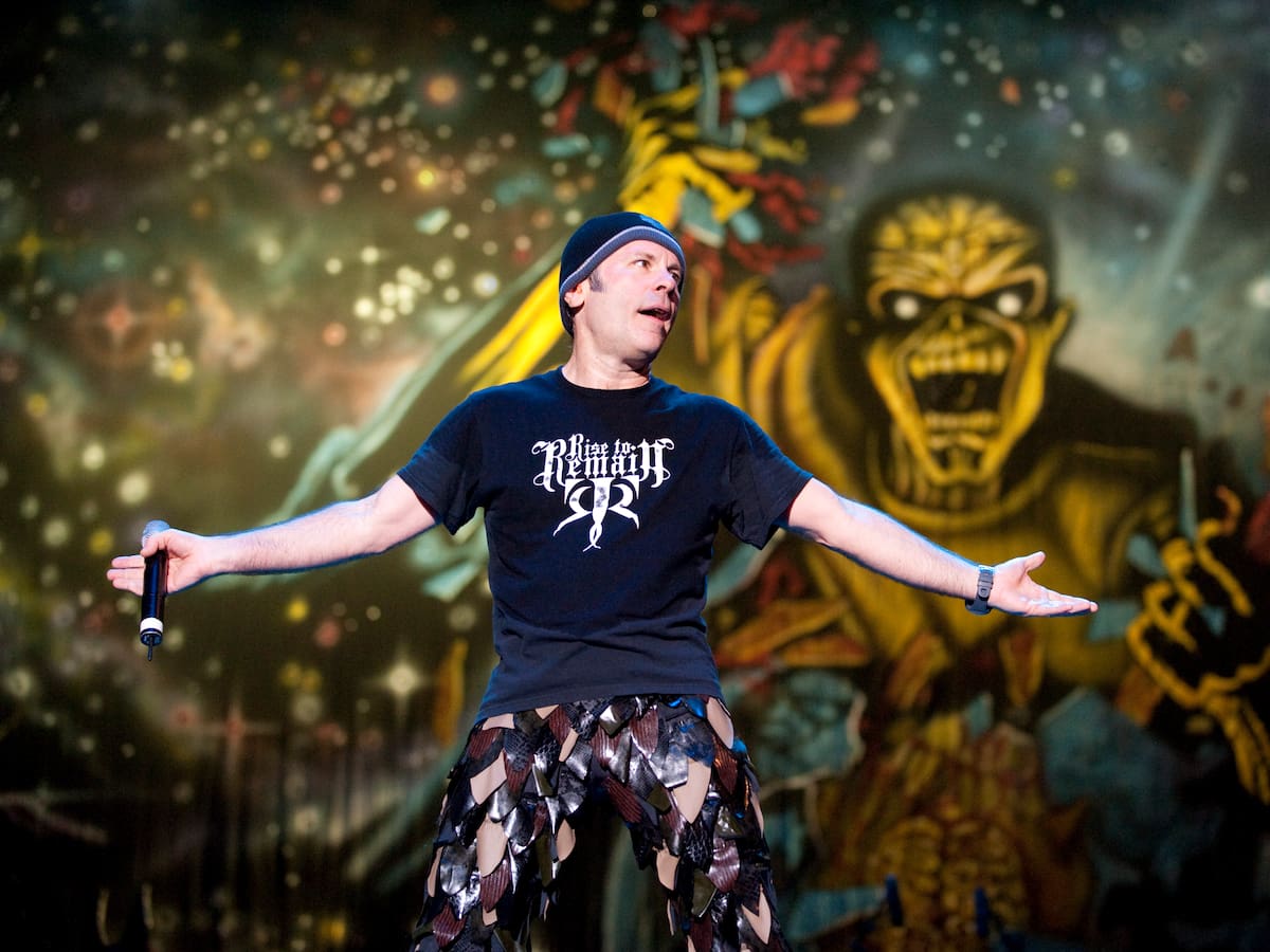 Ensayos, conciertos y backstage: qué imágenes inéditas muestra 'Iron Maiden: Burning Ambition'