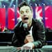 La historia de Feel, la canción con la que Robbie Williams luchó contra la depresión