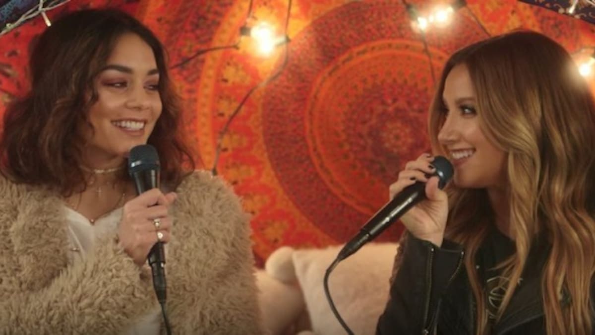 Ashley Tisdale y Vanessa Hudgens juntas en su primer dueto