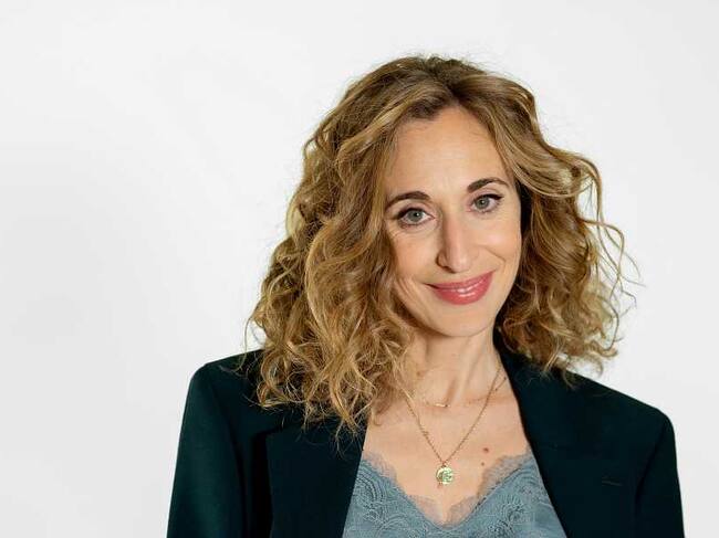 Marta Aledo es Silvia Lasierra.