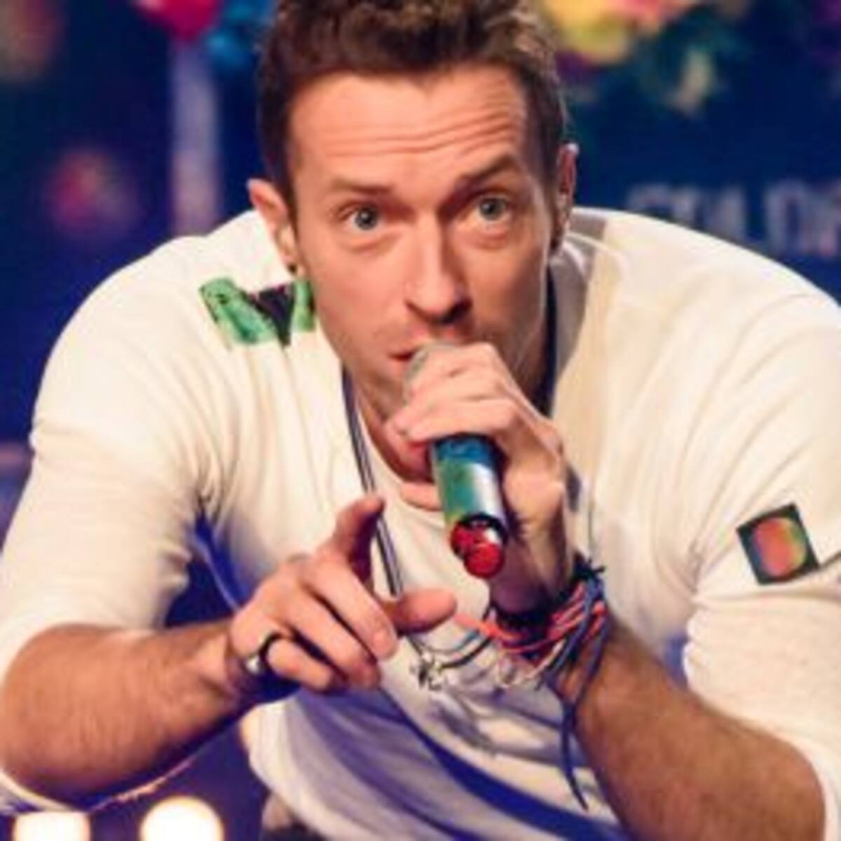 La caída de Chris Martin en Colombia