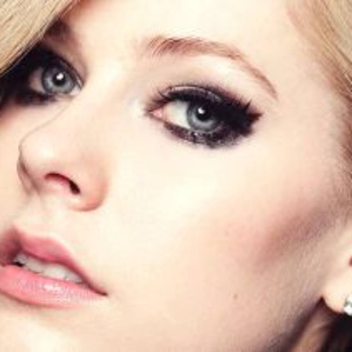 Avril Lavigne odia ser comparada con Taylor Swift