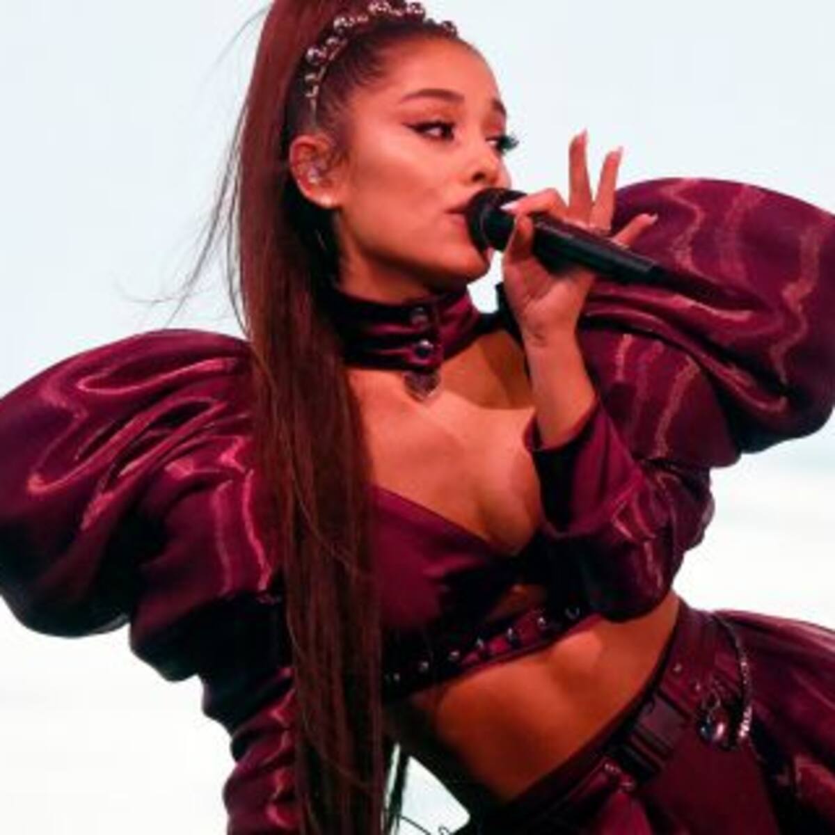 Ariana Grande publicó fotos íntimas de un examen médico