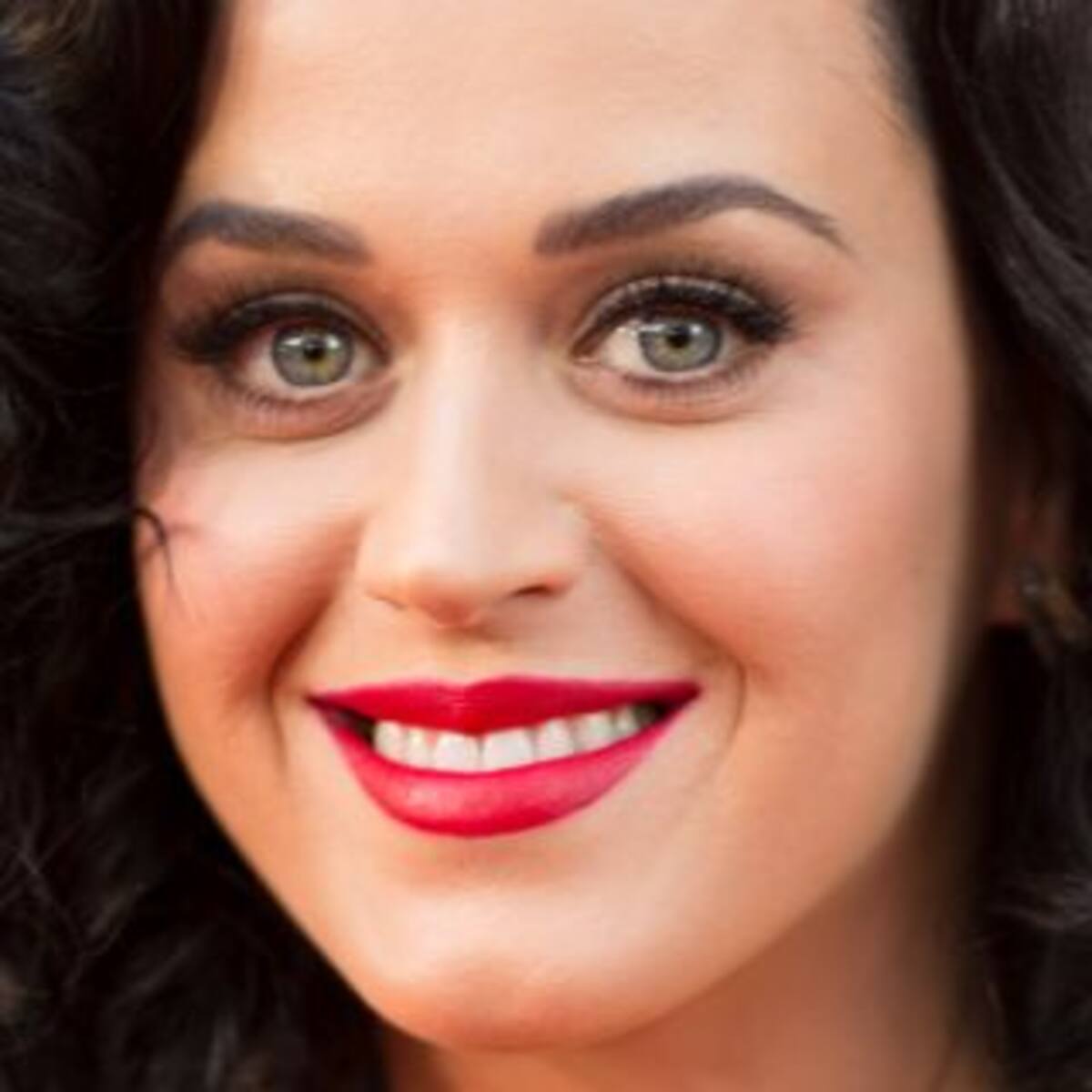 ¡Katy Perry soborna a sus empleados!