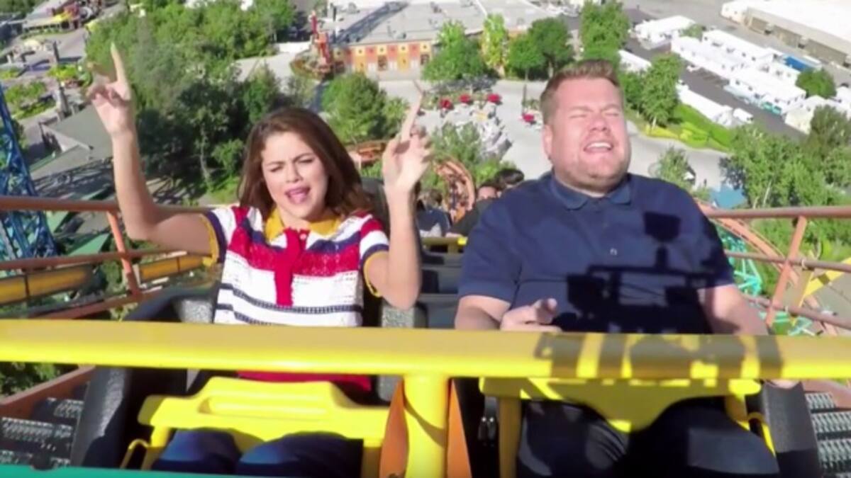 Selena Gómez se monta en la montaña rusa... para el Carpool Karaoke!