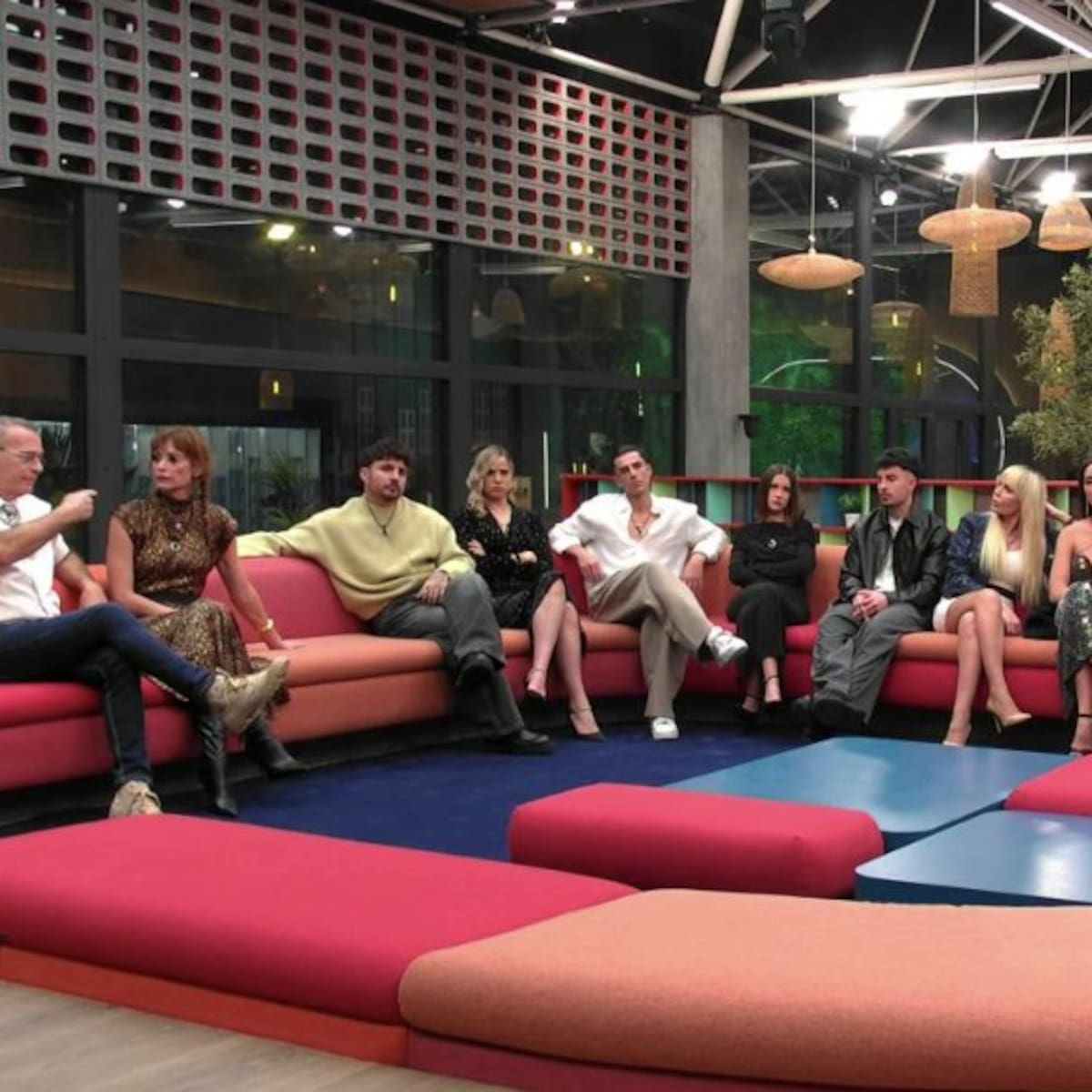 Jorge Javier Vázquez se pone serio en ‘GH Dúo 4’: “No podéis permitiros el lujo de caer en esos comportamientos completamente barriobajeros”