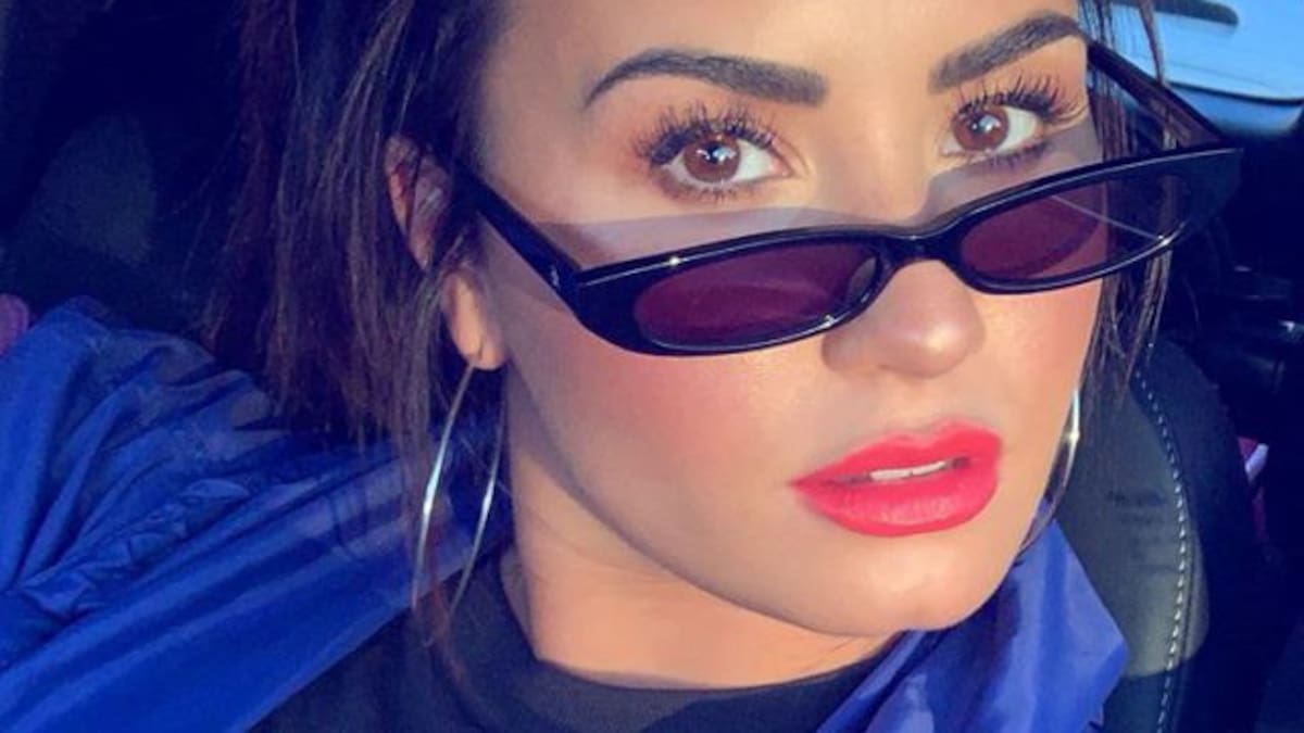 Demi Lovato toma una decisión importante para su carrera y lo celebra en Bora Bora