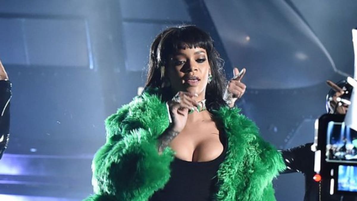 Rihanna cantó por primera vez "Bitch Better Have My Money"