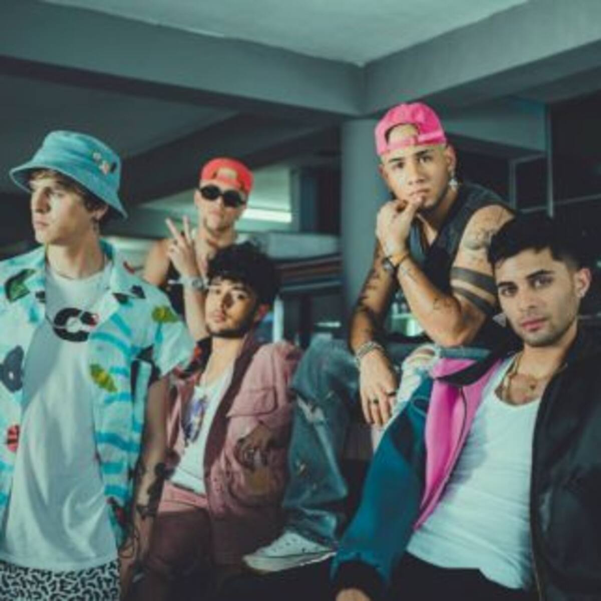 ¡LOS40 En Casa con CNCO!