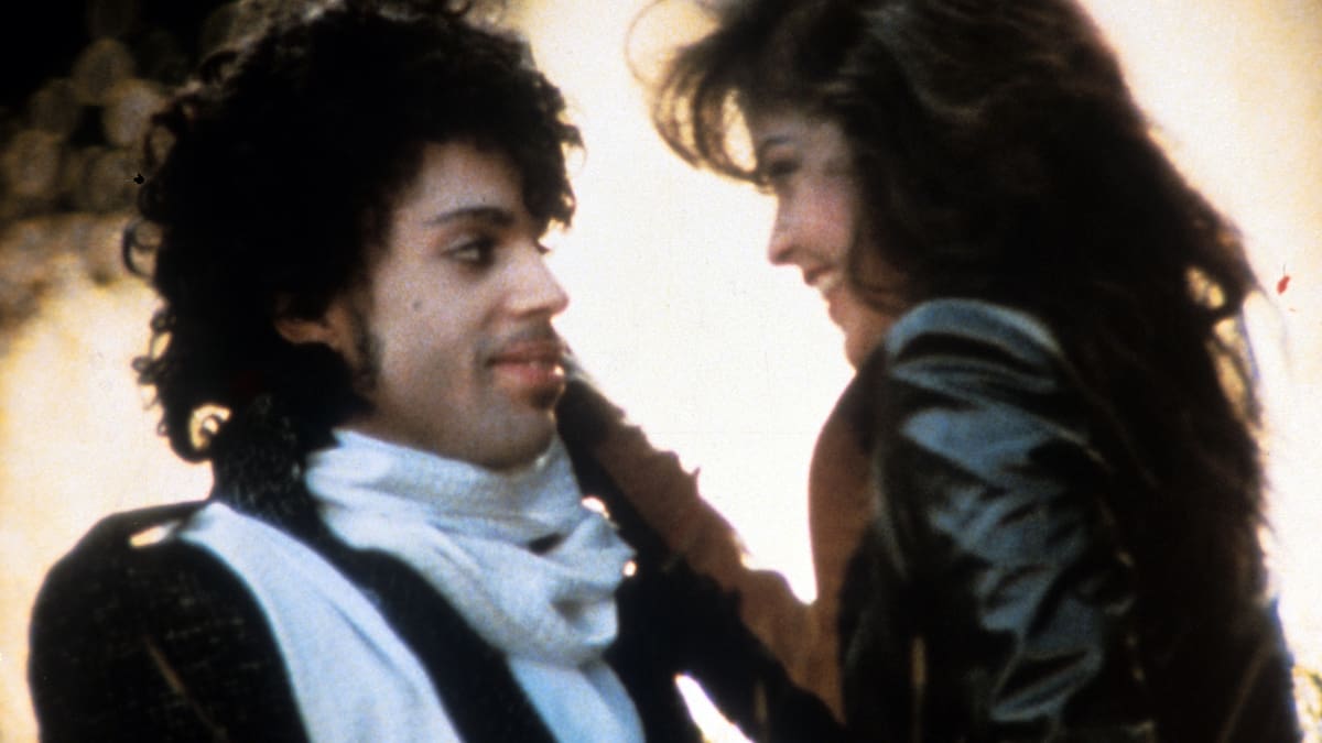 El secreto que Prince obligó a guardar a Apollonia durante Purple Rain: ¿por qué no podía revelar que estaba casada?