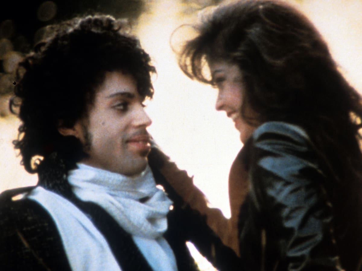 El secreto que Prince obligó a guardar a Apollonia durante Purple Rain: ¿por qué no podía revelar que estaba casada?