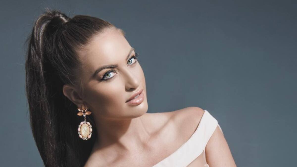 Miss Canadá reparte a los que le llamaron gorda