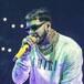 Anuel AA publica una foto junto a su hijo y aclara una de sus polémicas más personales