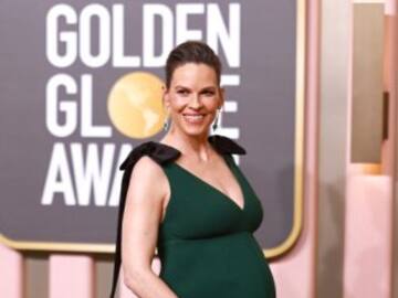 El posado de Hilary Swank embarazadísima con el que inicia la cuenta atrás para conocer a sus gemelos
