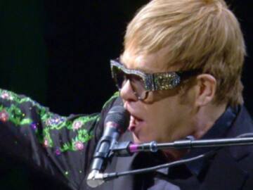Elton John anuncia la gira que marcará su despedida de los escenarios