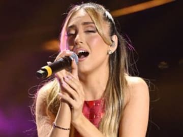 Sanremo 2022: Así cantó Ana Mena ‘Duecentomila ore’