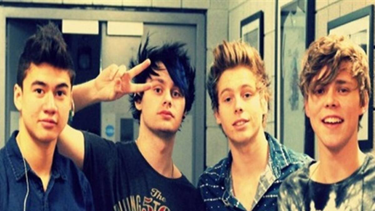 Uno de los 5SOS se está quedando sordo