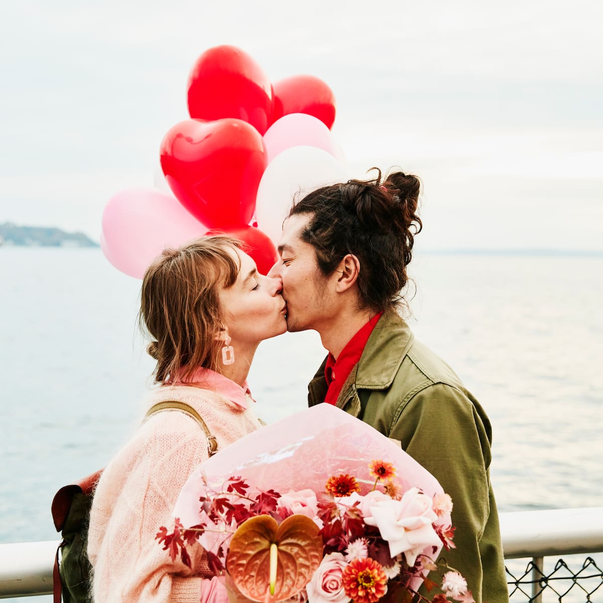 300 frases originales, románticas y bonitas para felicitar San Valentín 2026