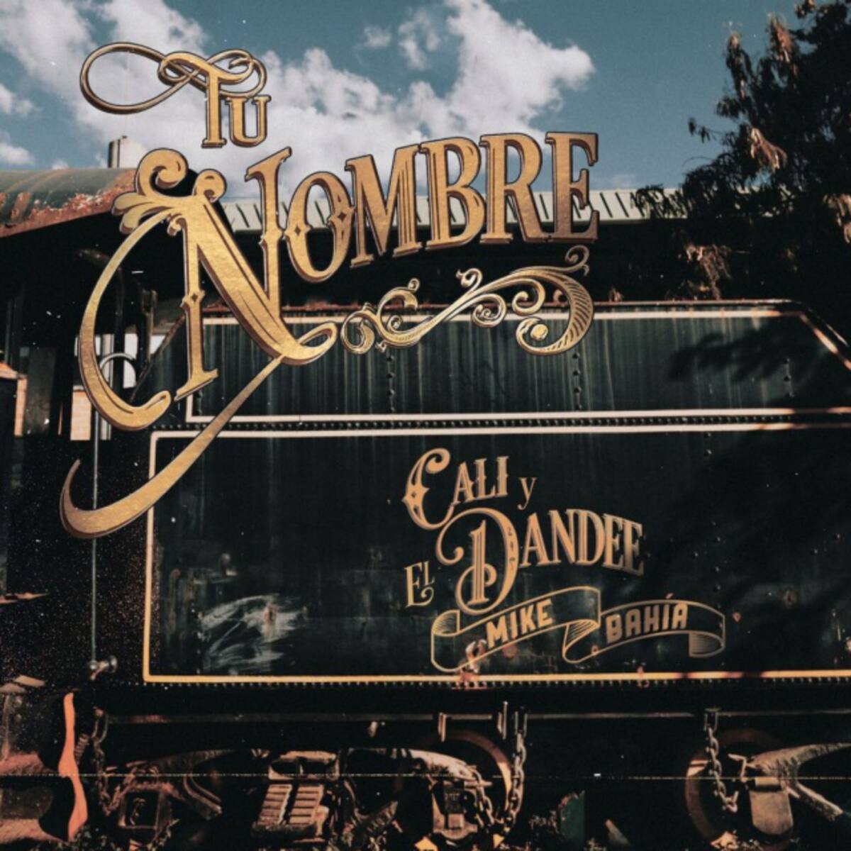 Cali y El Dandee yMike Bahía en "Tu Nombre"