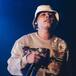 Trueno y J Balvin rinden un homenaje a sus raíces en “Un Paso”
