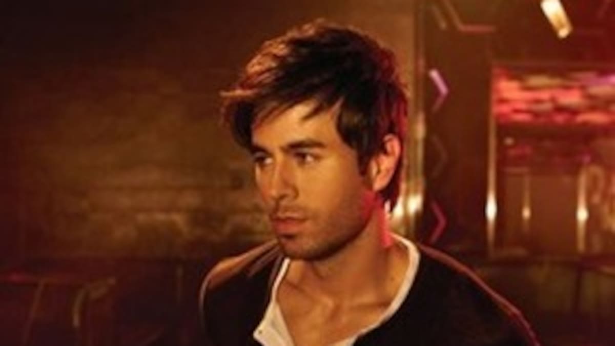 Enrique Iglesias desmiente ir de gira con Britney Spears