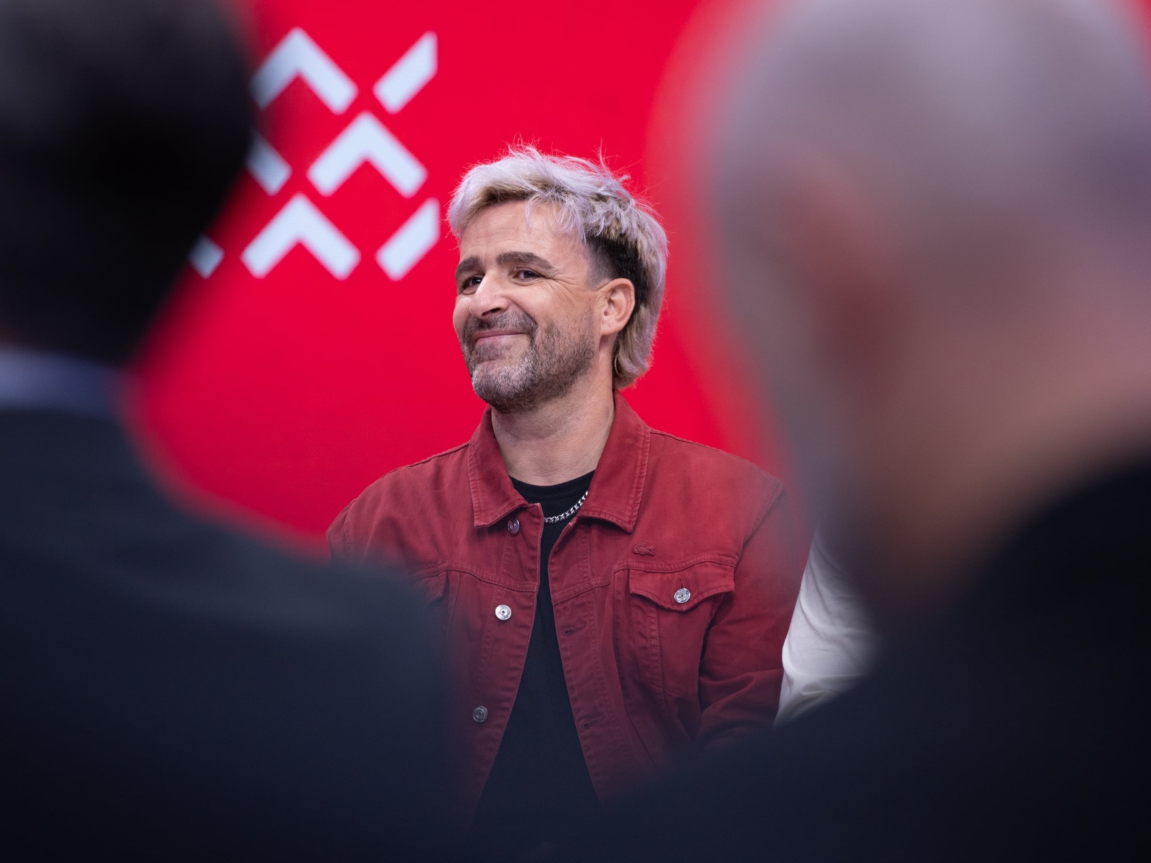 Así es la letra y significado de la canción ‘Sobran Gilipo**as’ de Funambulista, concursante del Benidorm Fest 2026