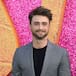 Daniel Radcliffe sorprende luciendo abdominales para su último papel