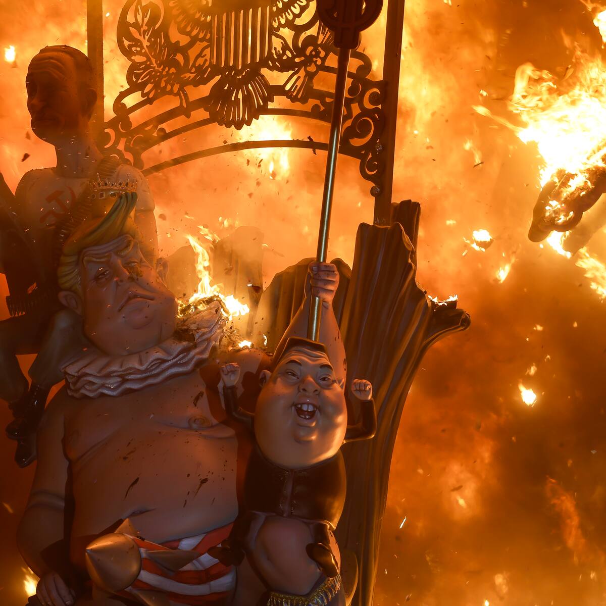 Cremà de las Fallas 2026: a qué hora empieza, orden en la que se queman los monumentos y dónde ver por televisión