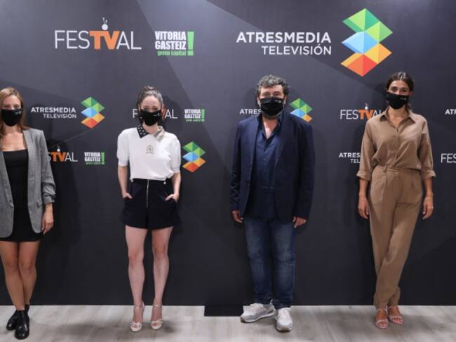 Michelle Jenner, Elena Rivera, Paco Tous y Olivia Molina en el FesTVal