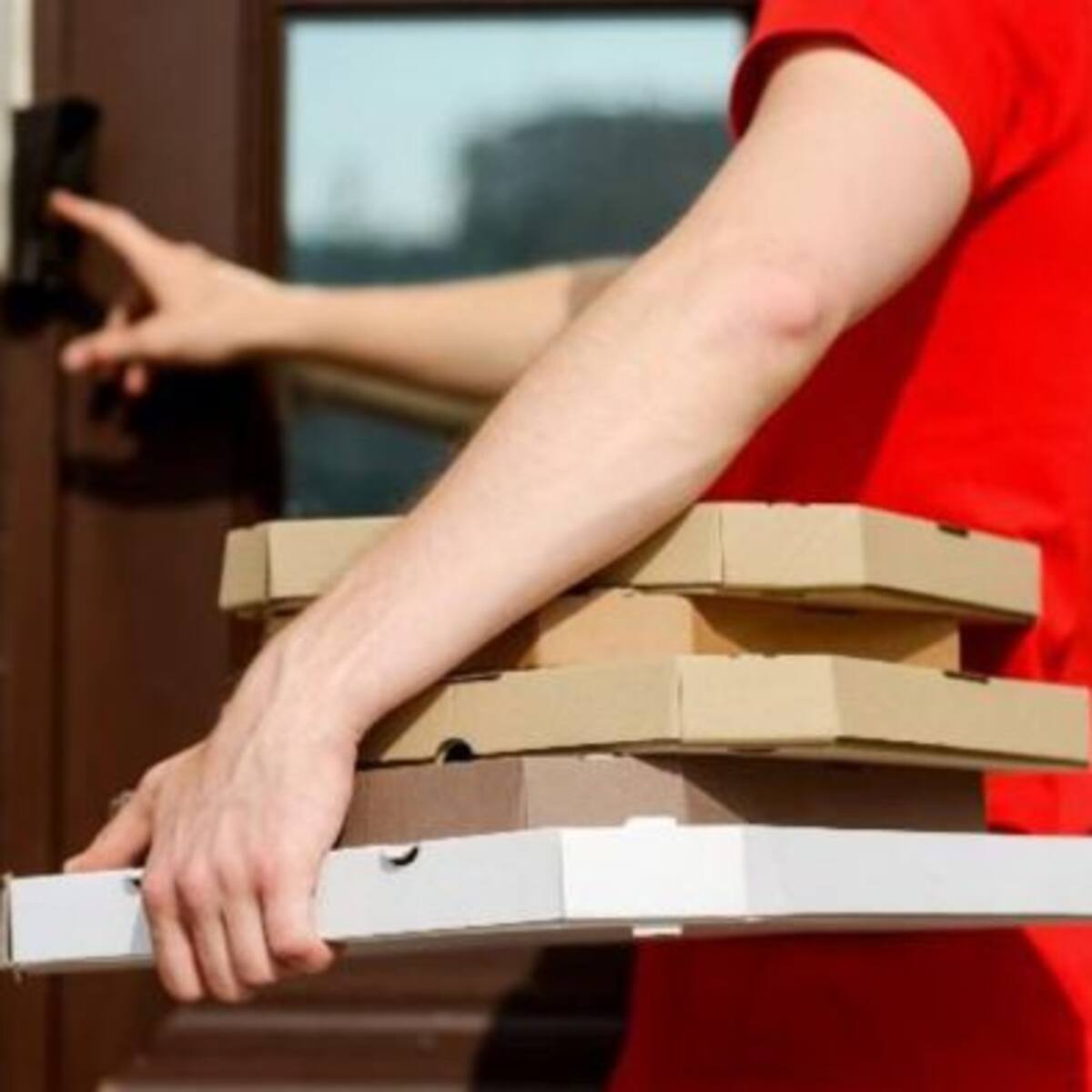 Hombre recibe por 9 años pizzas que no ordenó