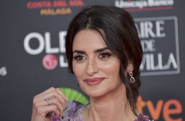 Penélope Cruz en la alfombra roja de los premios Goya 2020