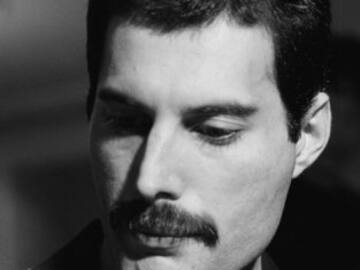 La singular historia de los 89 peces koi de Freddie Mercury: “Finalmente encontré lo que estaba buscando”