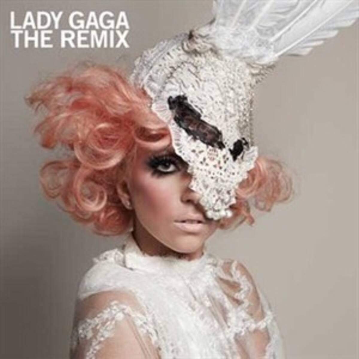 Lady Gaga, contra su muñeca hinchable