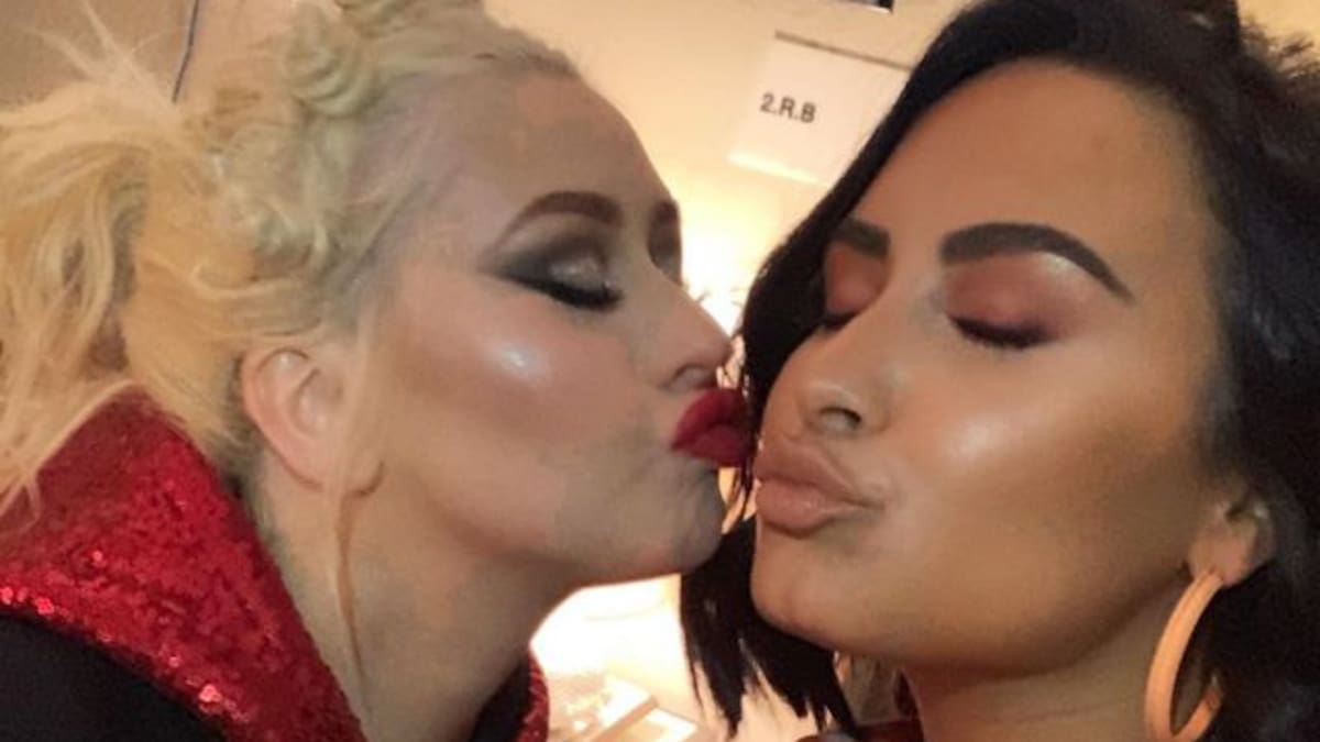 El beso más comentado de Christina Aguilera en Las Vegas