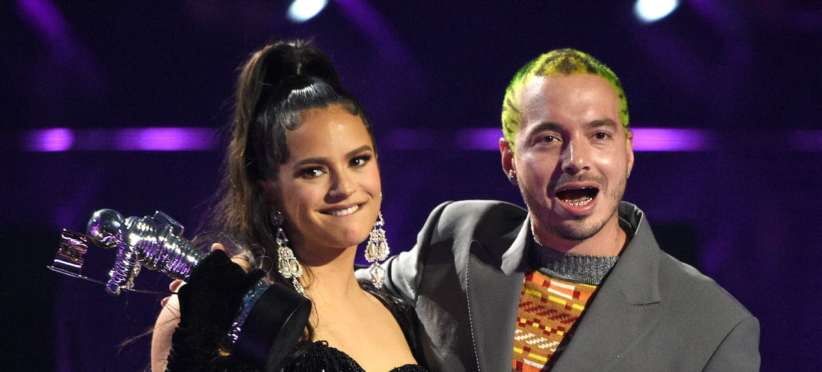 Rosalía y J Balvin en los MTV Video Music Awards 2019